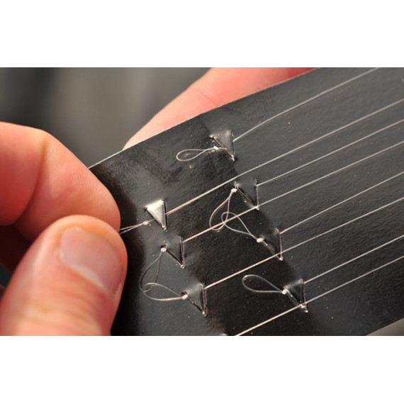 Carpa con gancho xs 15cm Guru 3