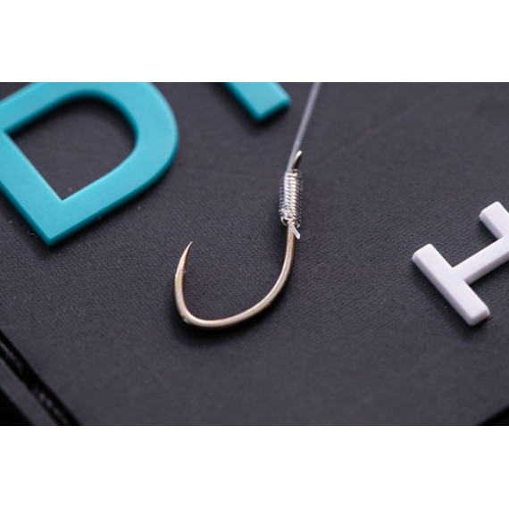 Flat 6 Wide Gape Pellet Drennan leader 2