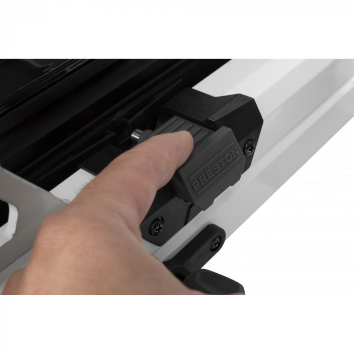 Absolute Station - Wit 10