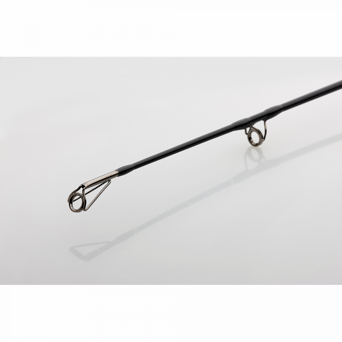 Zwarte heavy duty hengel 240cm 200-300gr Mad cat 2